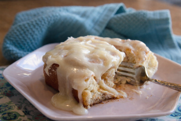 Quick & Easy Cinnamon Rolls