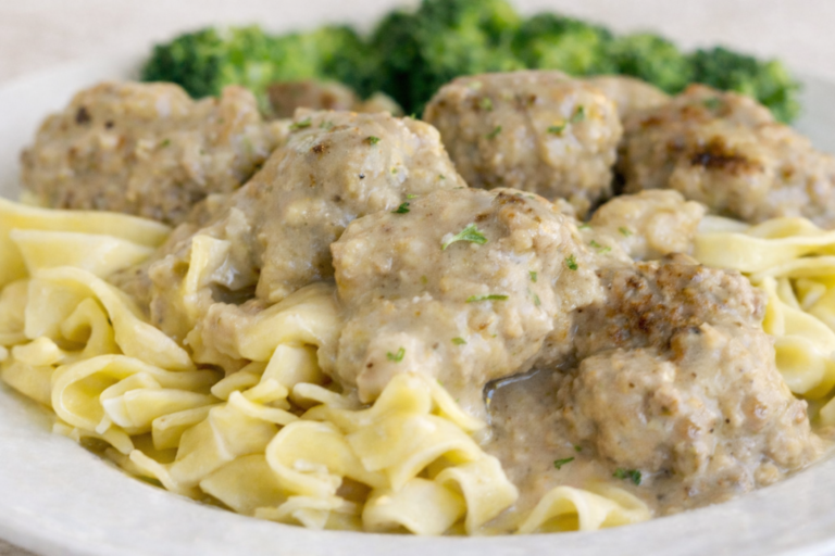 Norwegian Meatballs with Beef Gravy
